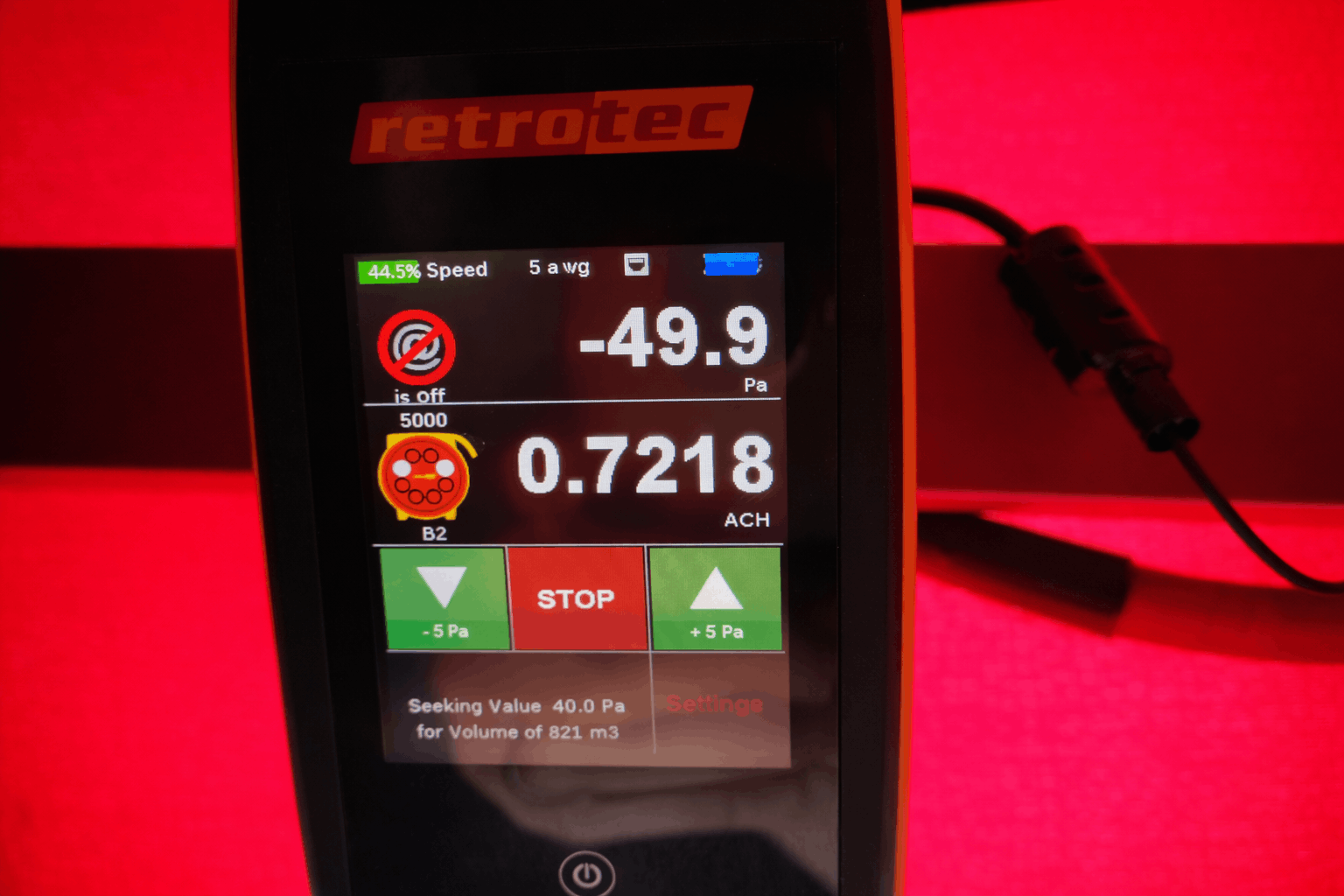 Vorbereitung auf Blower Door Test in Berlin
